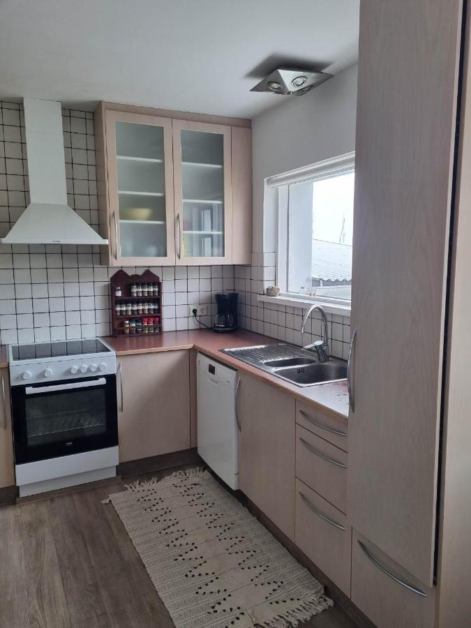 Guesthouse Maddy Húsavík Zewnętrze zdjęcie